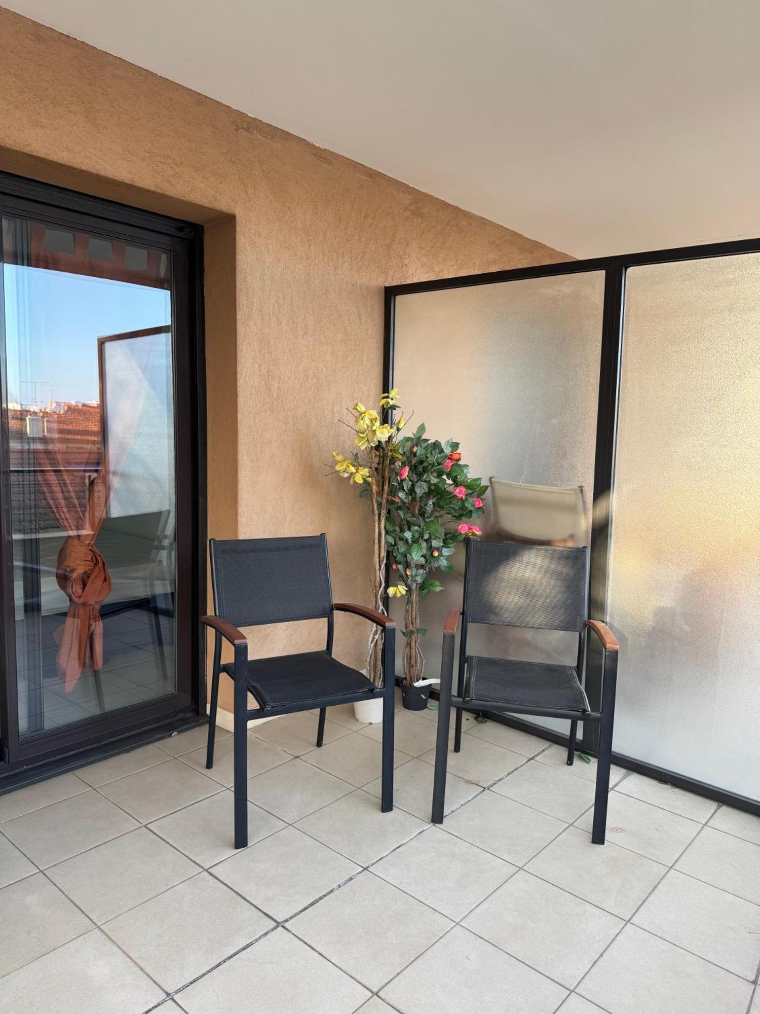 Spacious Luxury Apt, 12 Min Walk To Croisette Beach And Conf Centre 칸느 외부 사진